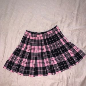 Patterned plaid skirt
